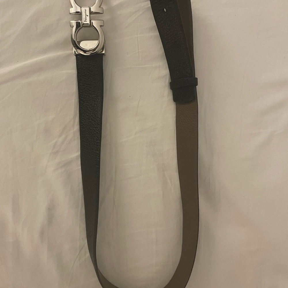 Unisex Salvatore Ferragamo Black and reversible Brown Leather Belt